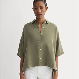 Everlane Women’s Short Sleeve Button-Up Shirt - Olive Green - Size S